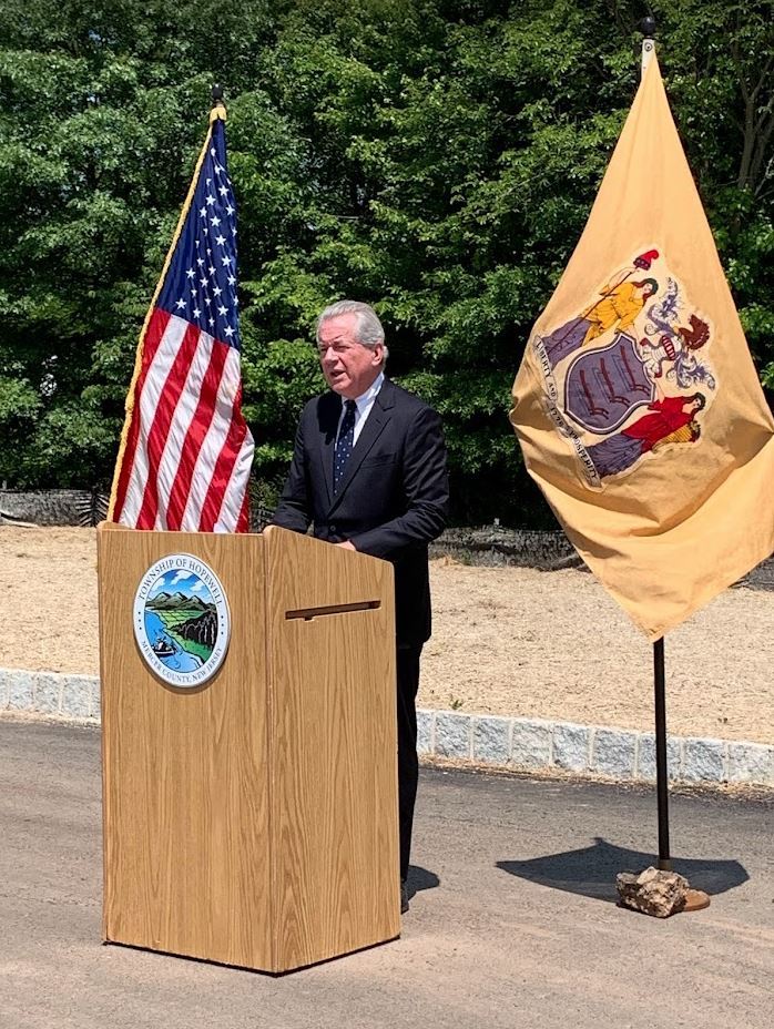 Sr Center announcement Mayor Michael Ruger behind dais
